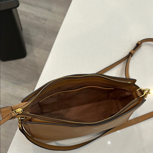 Tory Burch Tan Leather Crossbody Bag - Picture 6 of 9